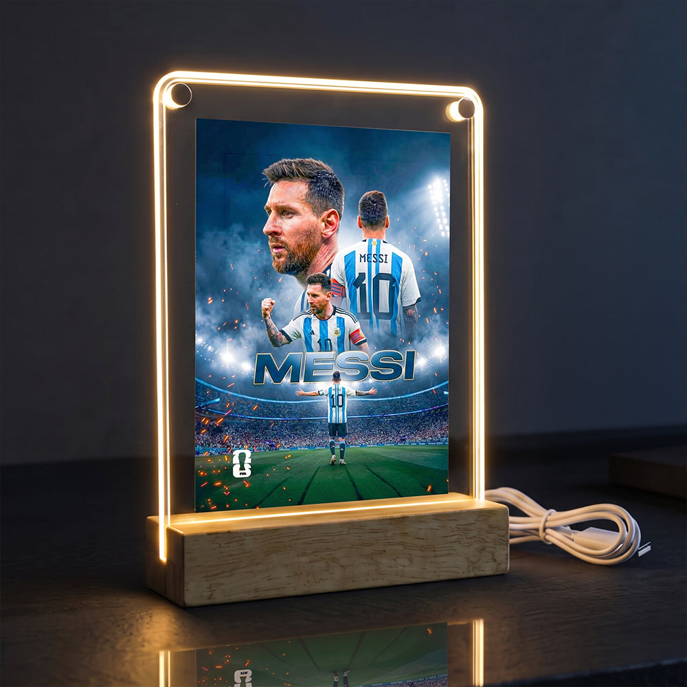 Messi con iluminación LED con base madera 15x20cm