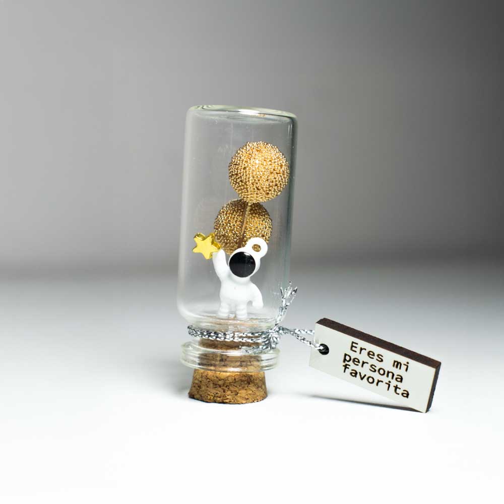 Mini botella con mini mensaje grabado estilo astronauta