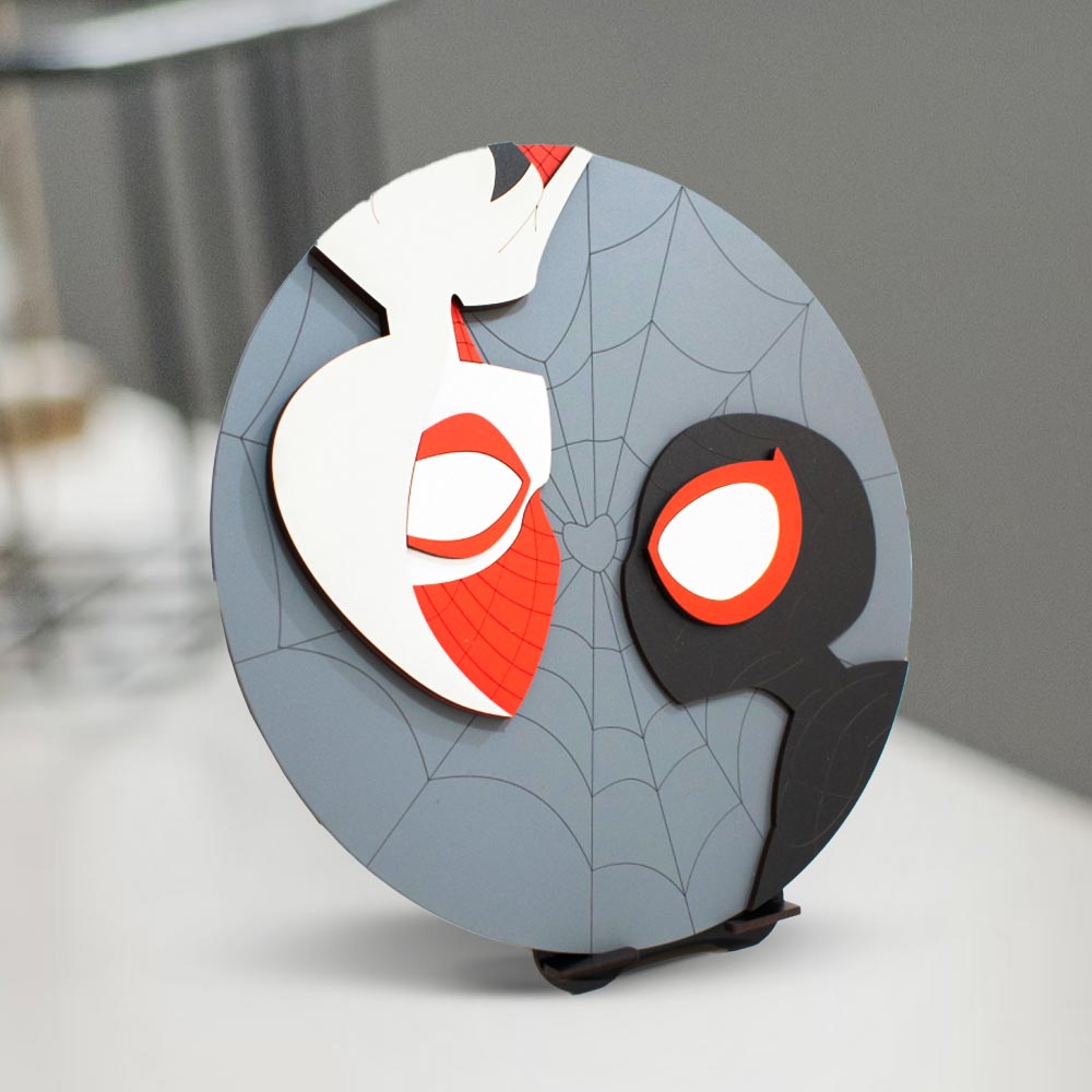 Cuadro circular MDF 25x25cm Spiderman y Gwen Stacy en relieve