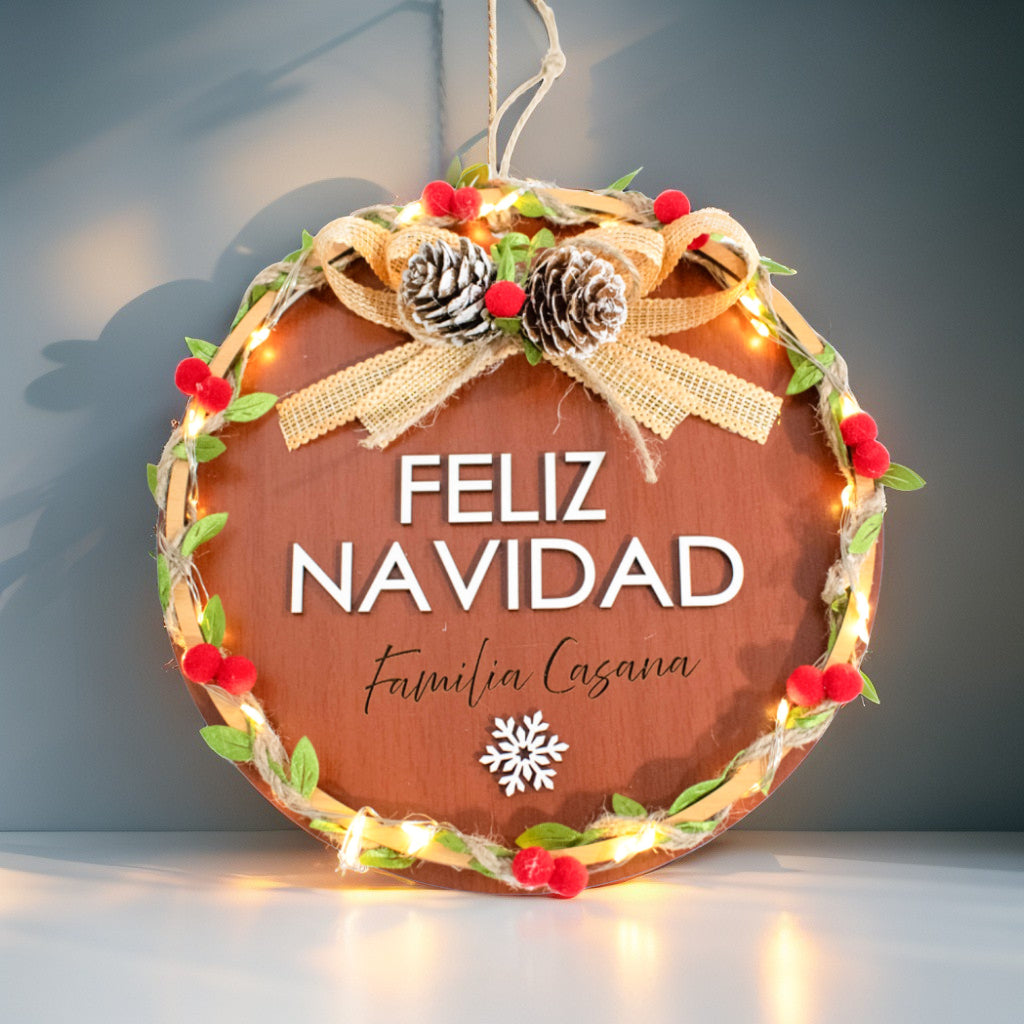 Corona de adviento con nombre de familia personalizada 30x30cm con luces LED