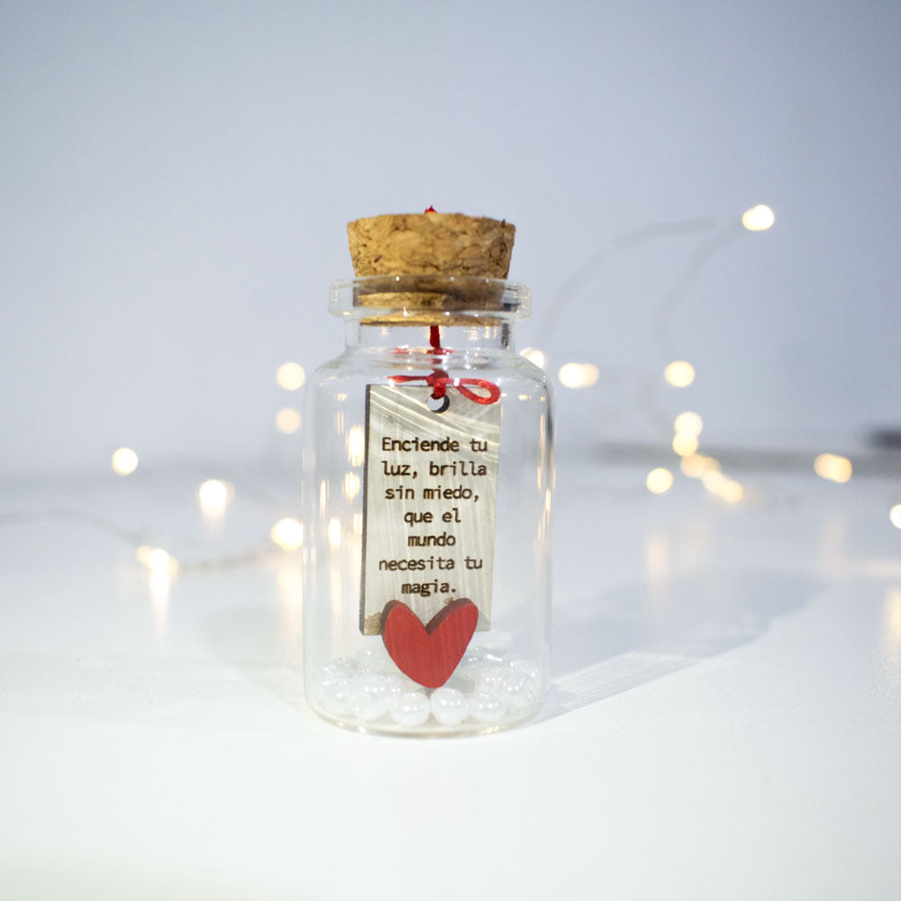 Mini botella con nota grabado y corazón rojo