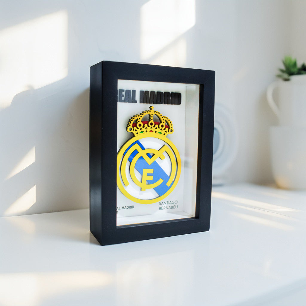 Shadowbox 3D Decorativo con Escudo de Real Madrid 12x17cm