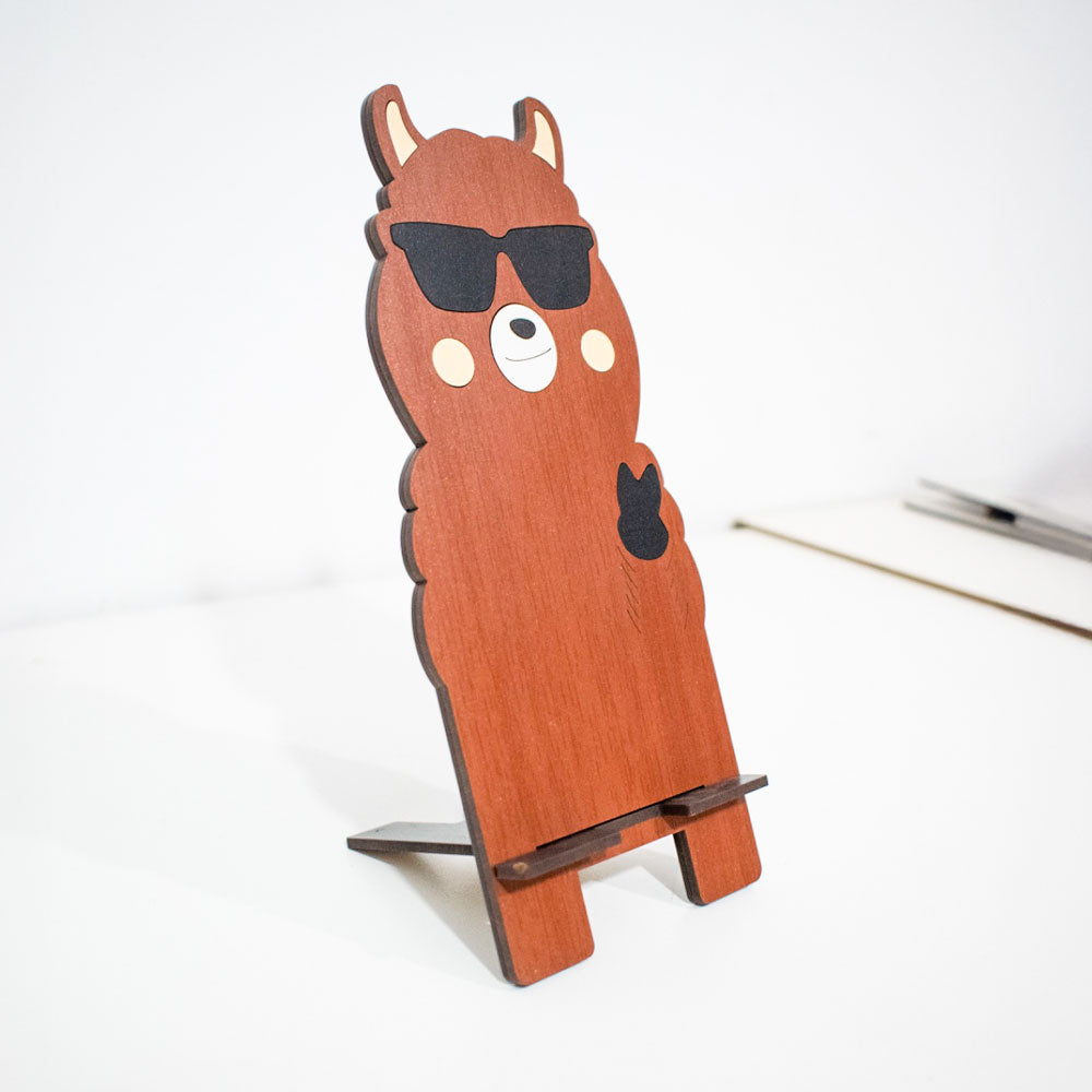 Soporte de celular madera MDF Alpaca achorada