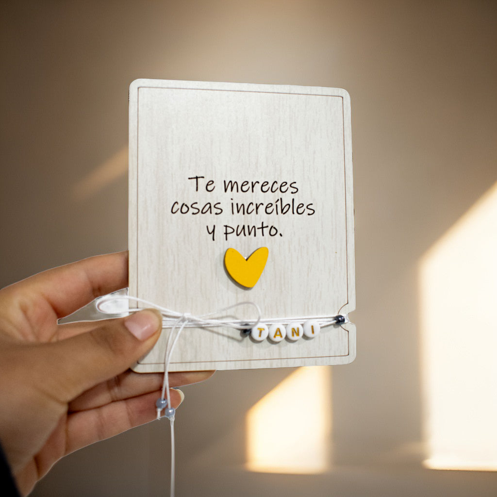Tarjeta en madera MDF con mensaje grabado romántico