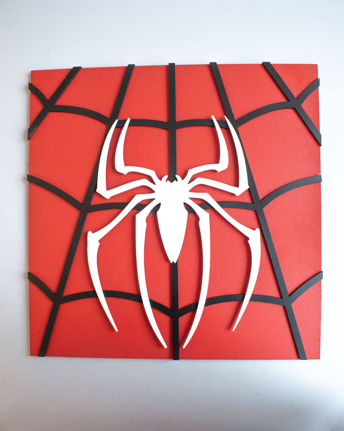 Logo 3D de Spiderman Rojo y Negro en MDF – Decoración con Corte Láser