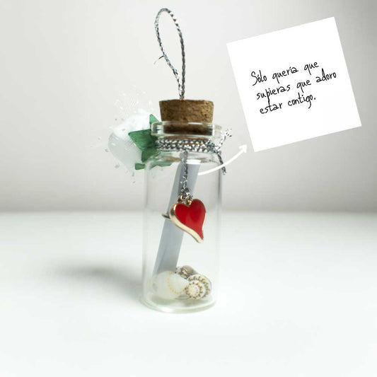 Mini botella con mensaje personalizado y corazón rojo