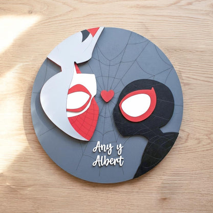 Cuadro Personalizado de Spiderman Miles Morales y Gwen Stacy en MDF - Regalo Perfecto