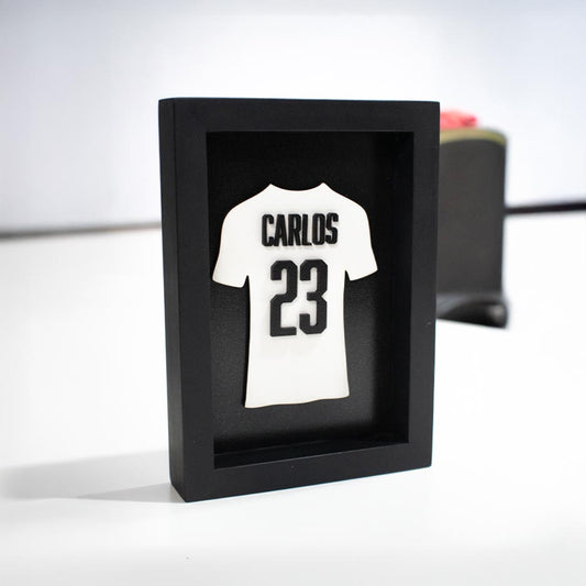 Cuadro decorativo personalizado en relieve 3D con nombre y número de camiseta de futbol