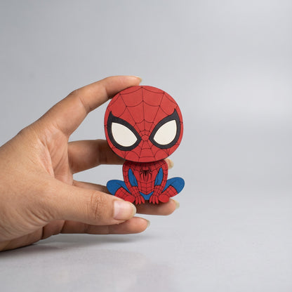 Cuadro Personalizado - Figura de Héroe Arácnido con Nombres 20x25cm