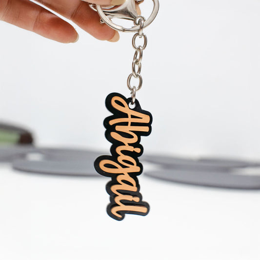 Llavero personalizado con nombre madera haya y acrilico