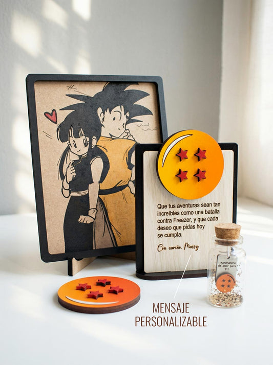 Pack Cuadro de Goku y Milk en MDF para Escritorio + Mensaje personalizado + Botellita