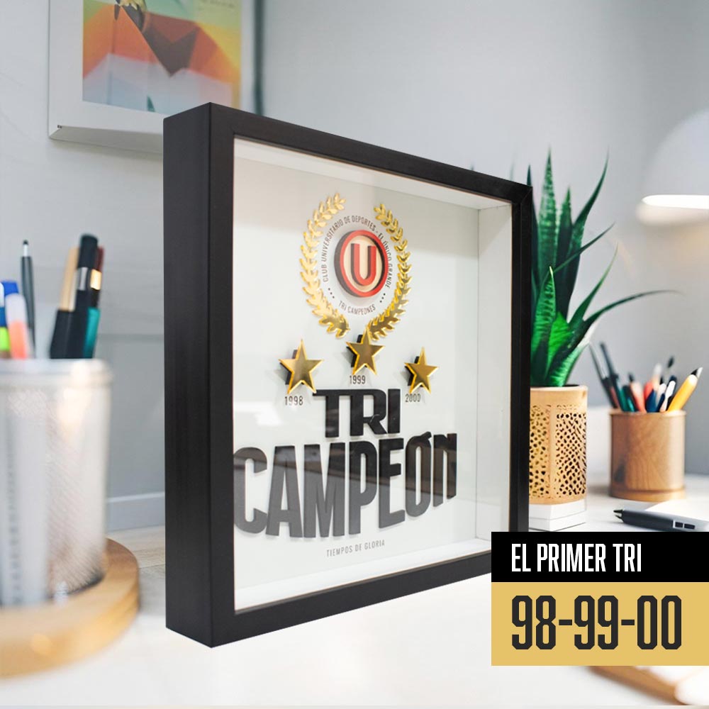 Shadowbox 3D primer tri 98-99-00 Universitario 28x28cm con vidrio